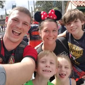 Meet your Posher, Valerie